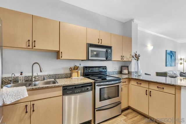 1643 6th Ave. 415, San Diego, CA 92101