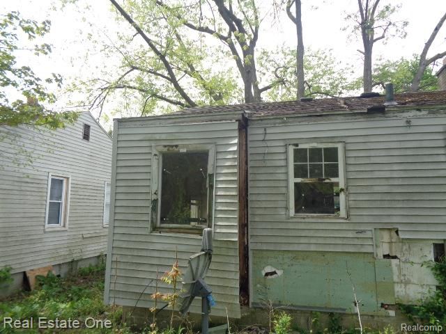 15772 Chatham Street, Detroit, MI 48223