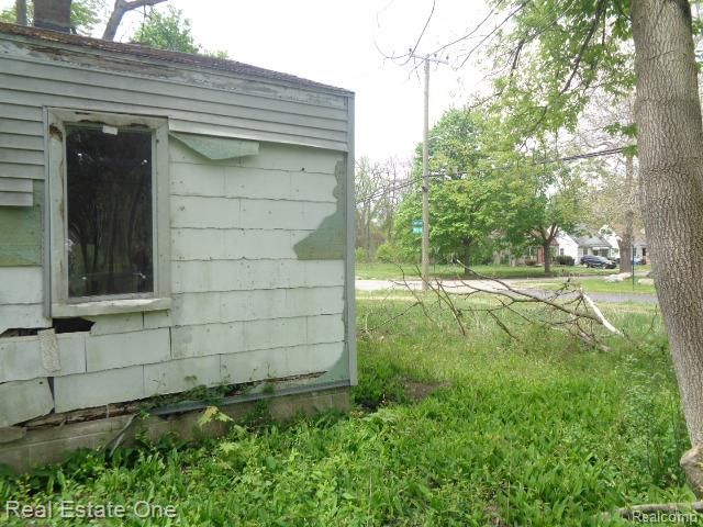 15772 Chatham Street, Detroit, MI 48223