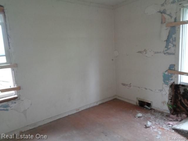 15772 Chatham Street, Detroit, MI 48223