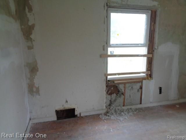 15772 Chatham Street, Detroit, MI 48223