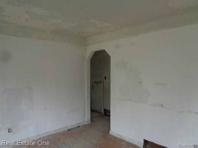 15772 Chatham Street, Detroit, MI 48223