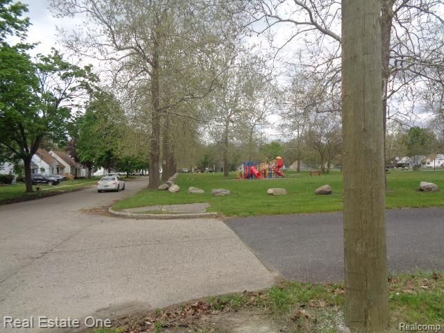 15772 Chatham Street, Detroit, MI 48223
