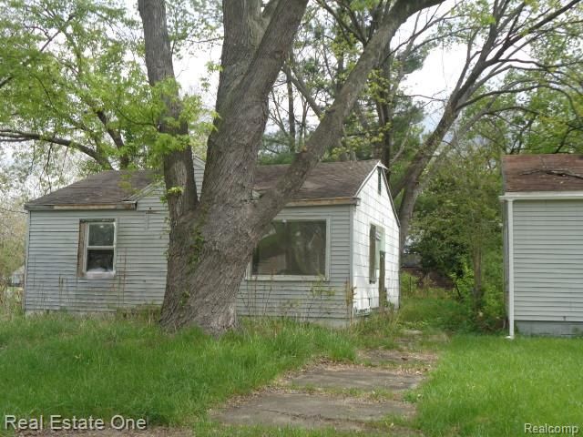 15772 Chatham Street, Detroit, MI 48223
