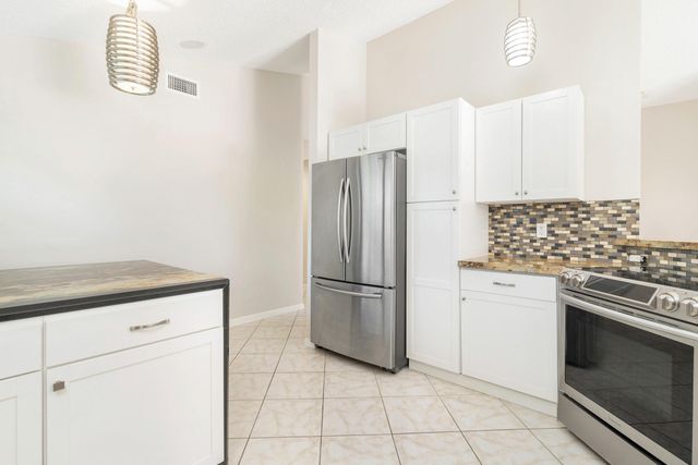 2690 Mikasa Drive, Palm Beach Gardens, FL 33410