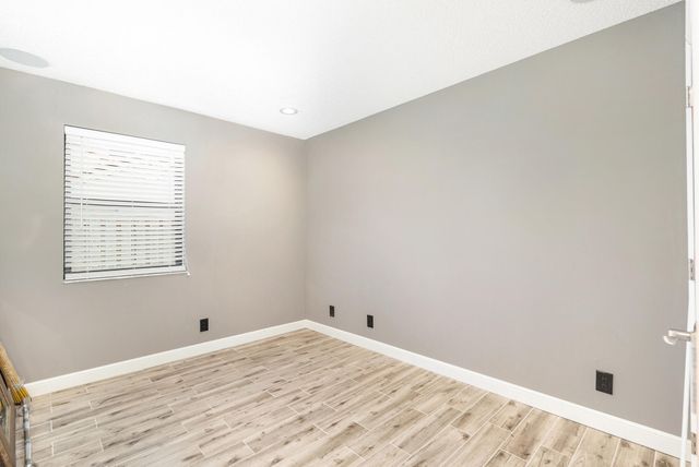 2690 Mikasa Drive, Palm Beach Gardens, FL 33410