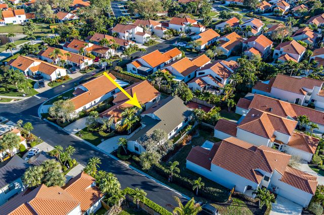 2690 Mikasa Drive, Palm Beach Gardens, FL 33410