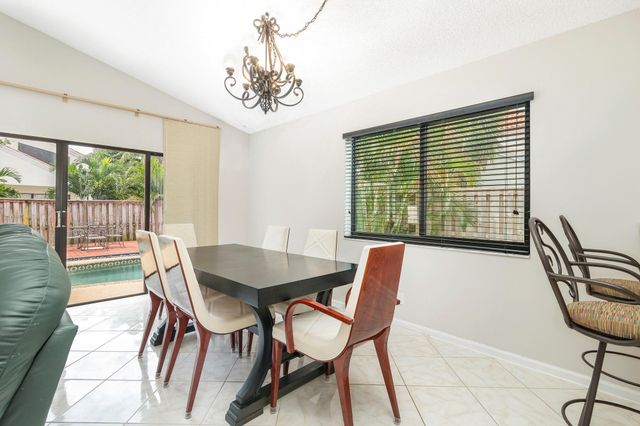 2690 Mikasa Drive, Palm Beach Gardens, FL 33410