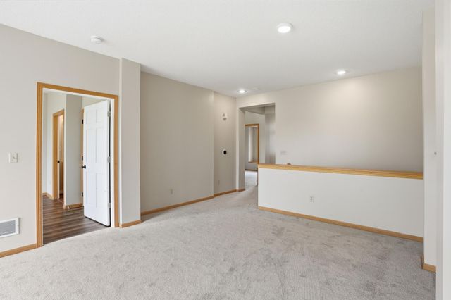 5792 Prairie Ridge Drive 182, Shoreview, MN 55126