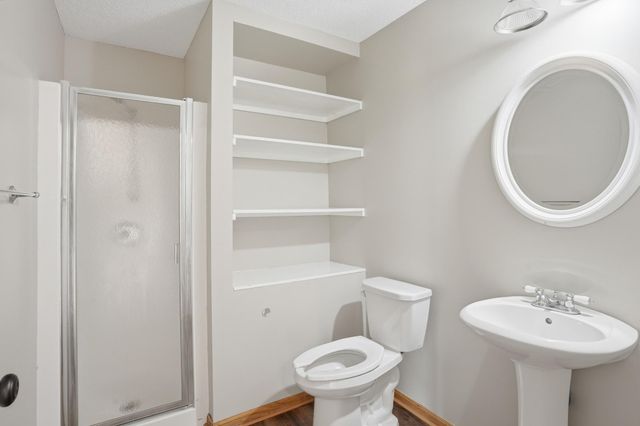 5792 Prairie Ridge Drive 182, Shoreview, MN 55126