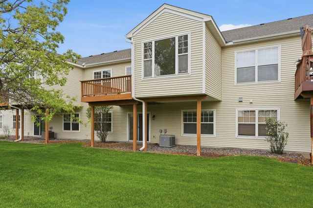 5792 Prairie Ridge Drive 182, Shoreview, MN 55126