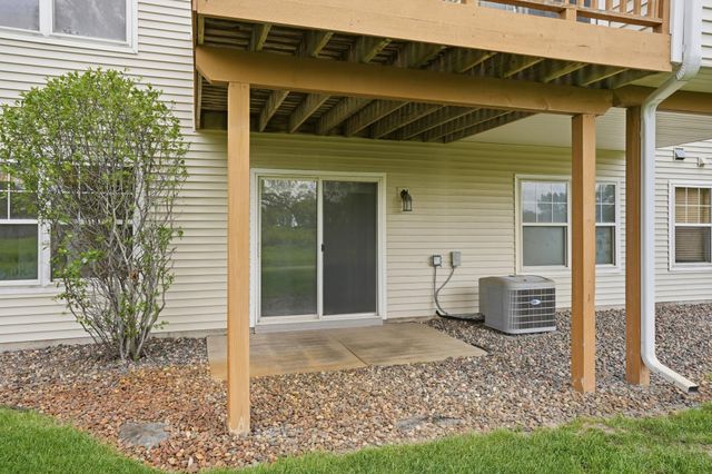 5792 Prairie Ridge Drive 182, Shoreview, MN 55126