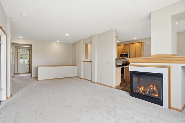 5792 Prairie Ridge Drive 182, Shoreview, MN 55126