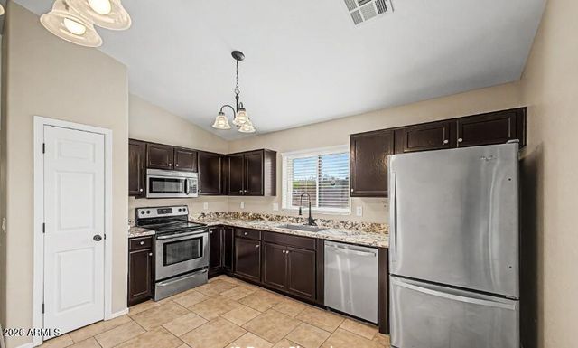 23765 W DESERT BLOOM Street, Buckeye, AZ 85326