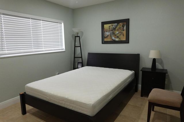 301 E Mcnab Road 113, Pompano Beach, FL 33060