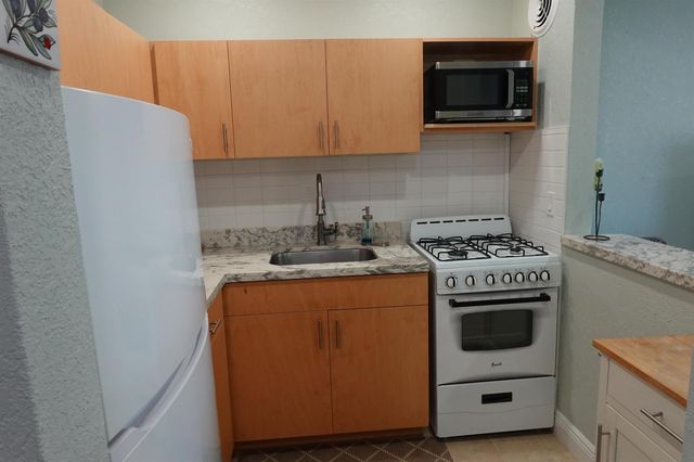 301 E Mcnab Road 113, Pompano Beach, FL 33060
