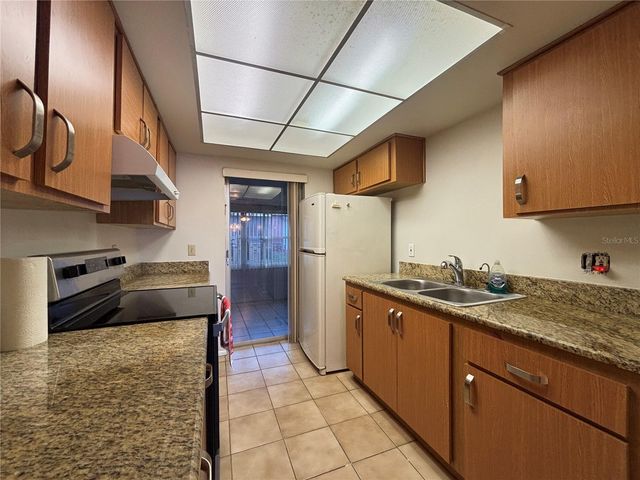 14 E LAS PALMAS WAY, Kissimmee, FL 34743