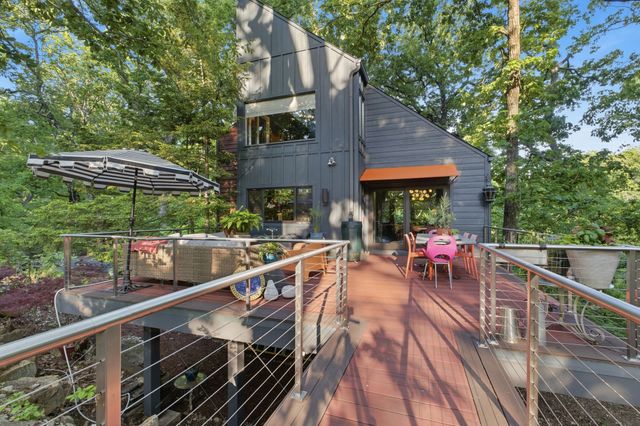 6624 Rolling Fork Dr, Nashville, TN 37205