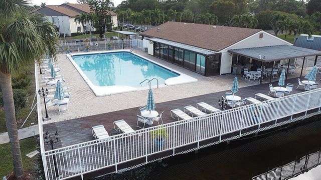 5960 Whispering Pine Way A-2, Greenacres, FL 33463