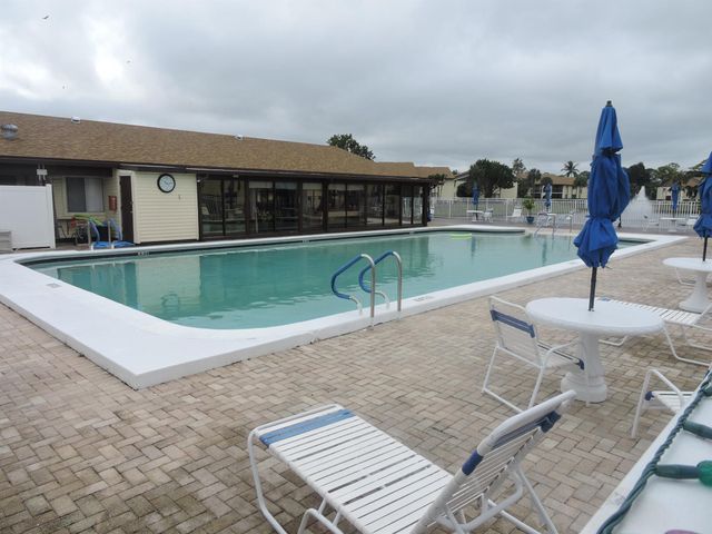 5960 Whispering Pine Way A-2, Greenacres, FL 33463