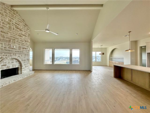 203 Glenview Circle, Belton, TX 76513