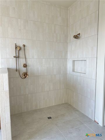 203 Glenview Circle, Belton, TX 76513