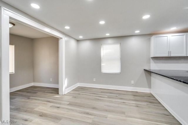 920 Bloomfield Avenue, Akron, OH 44302