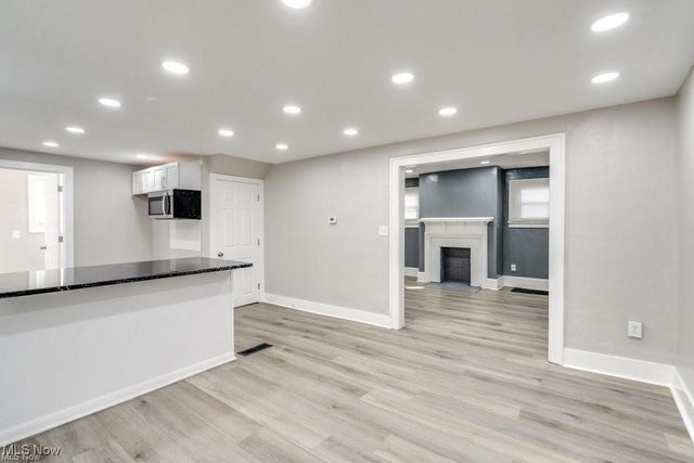 920 Bloomfield Avenue, Akron, OH 44302