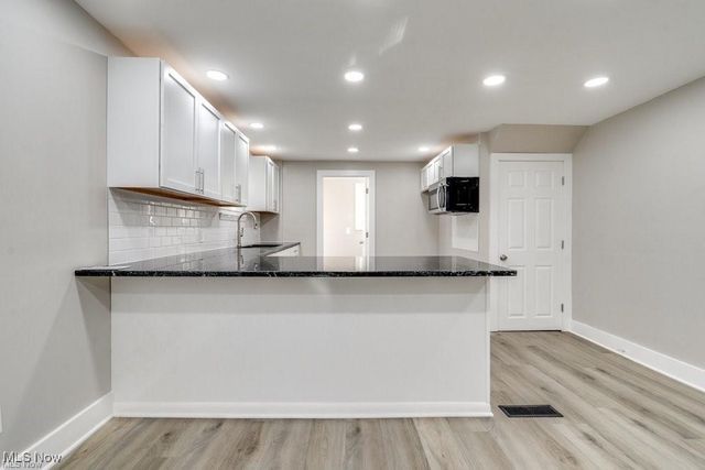 920 Bloomfield Avenue, Akron, OH 44302