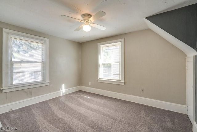 920 Bloomfield Avenue, Akron, OH 44302