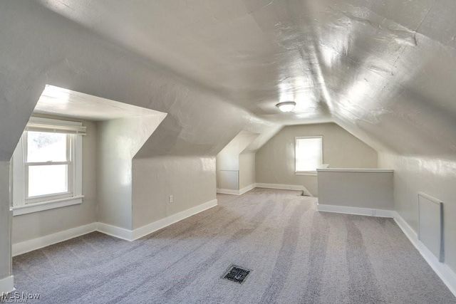 920 Bloomfield Avenue, Akron, OH 44302