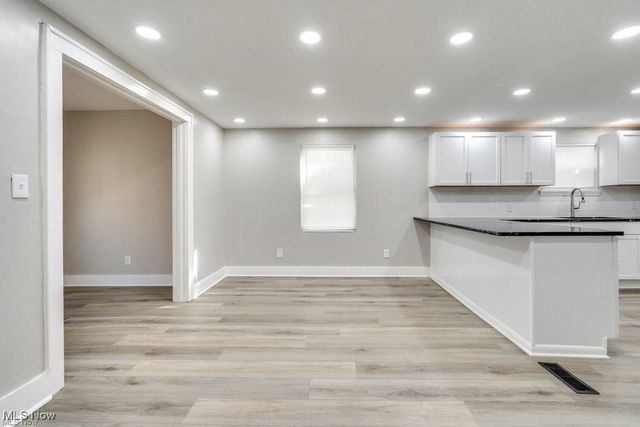 920 Bloomfield Avenue, Akron, OH 44302