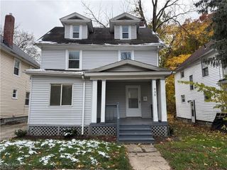 920 Bloomfield Avenue, Akron, OH 44302
