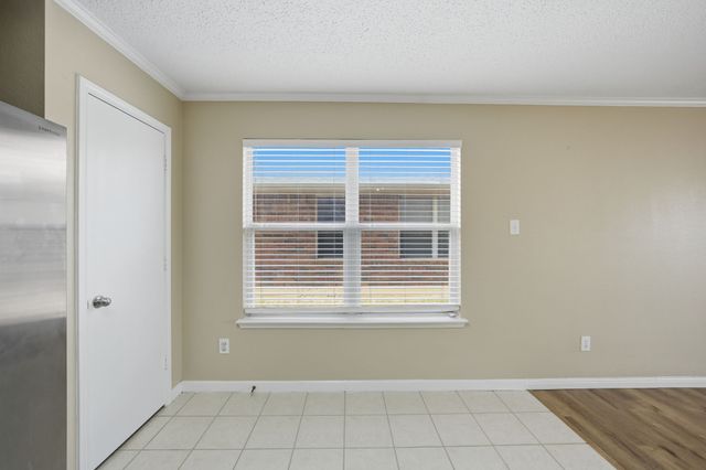 1308 Arbordale Court, Lancaster, TX 75134