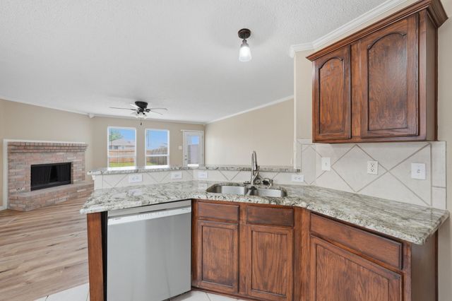 1308 Arbordale Court, Lancaster, TX 75134