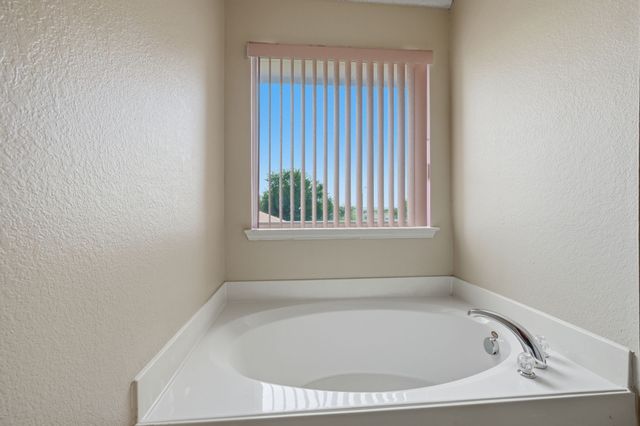 1308 Arbordale Court, Lancaster, TX 75134