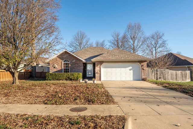 117 W Trail Point Drive, Nixa, MO 65714