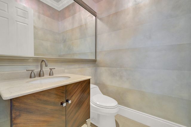 10469 Whitewind Circle, Boynton Beach, FL 33473