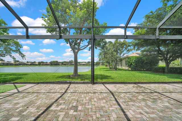 10469 Whitewind Circle, Boynton Beach, FL 33473