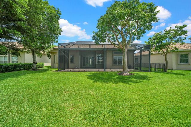 10469 Whitewind Circle, Boynton Beach, FL 33473