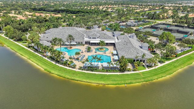 10469 Whitewind Circle, Boynton Beach, FL 33473