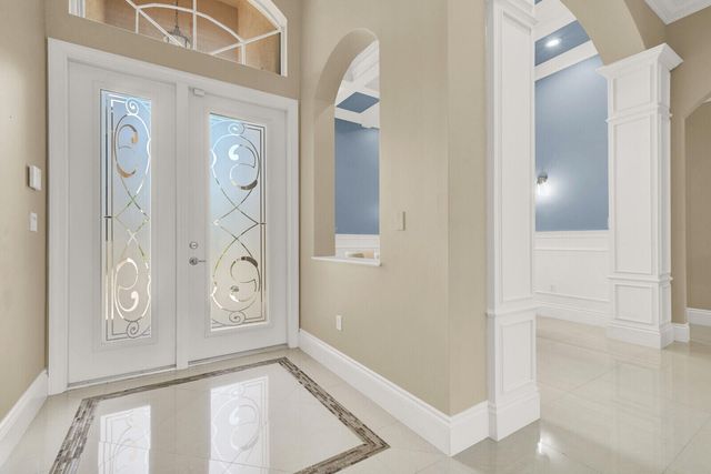 10469 Whitewind Circle, Boynton Beach, FL 33473
