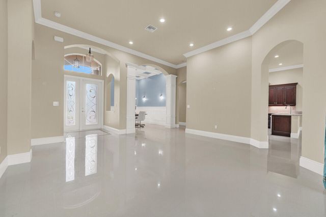 10469 Whitewind Circle, Boynton Beach, FL 33473