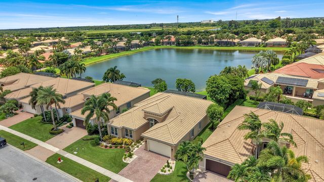10469 Whitewind Circle, Boynton Beach, FL 33473