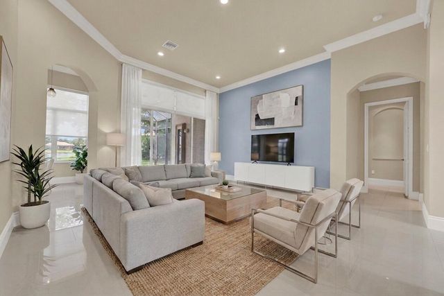 10469 Whitewind Circle, Boynton Beach, FL 33473