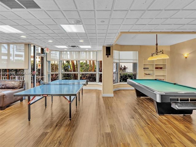 3530 Mystic Pointe Dr 1212, Aventura, FL 33180