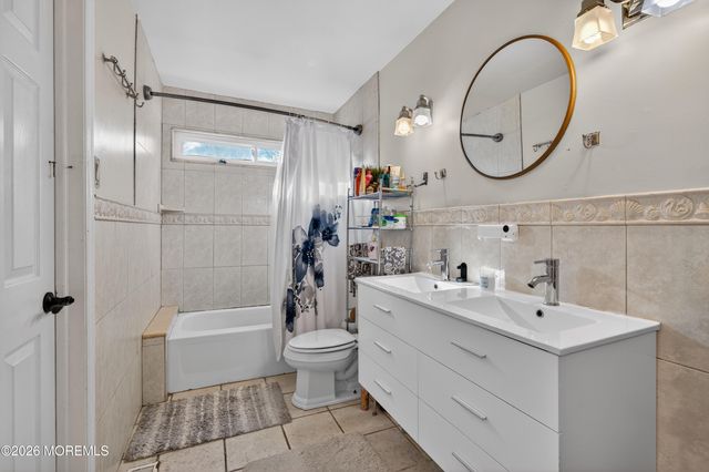 1029 Lucy Lane, Toms River, NJ 08753