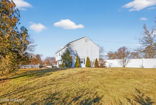 1029 Lucy Lane, Toms River, NJ 08753