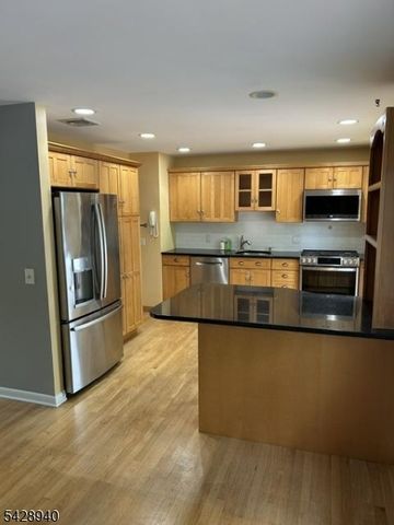 10 Cole Rd, Fairfield Twp., NJ 07004