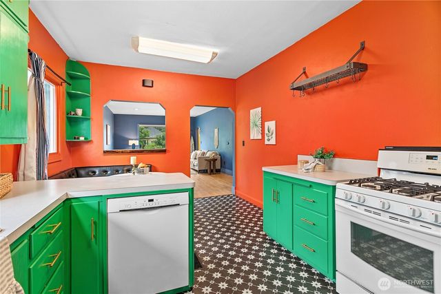 1224 Grant, Bellingham, WA 98225